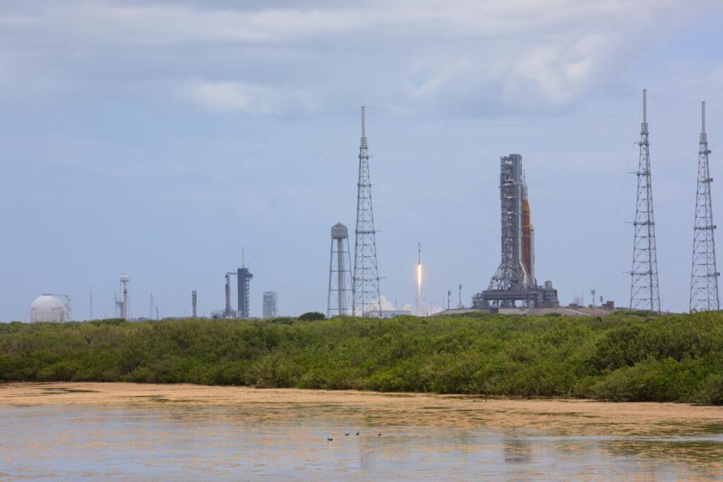 SpaceX 위성 발사